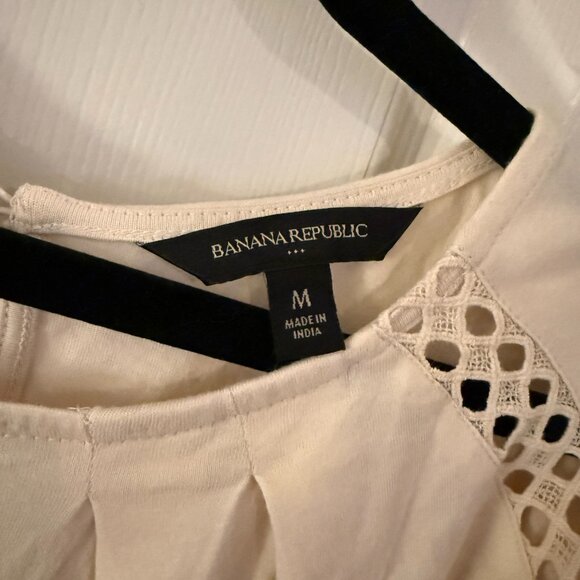 Banana Republic Cream Medium Long Sleeve Blouse Top with Eyelet Detail - Picture 3 of 8